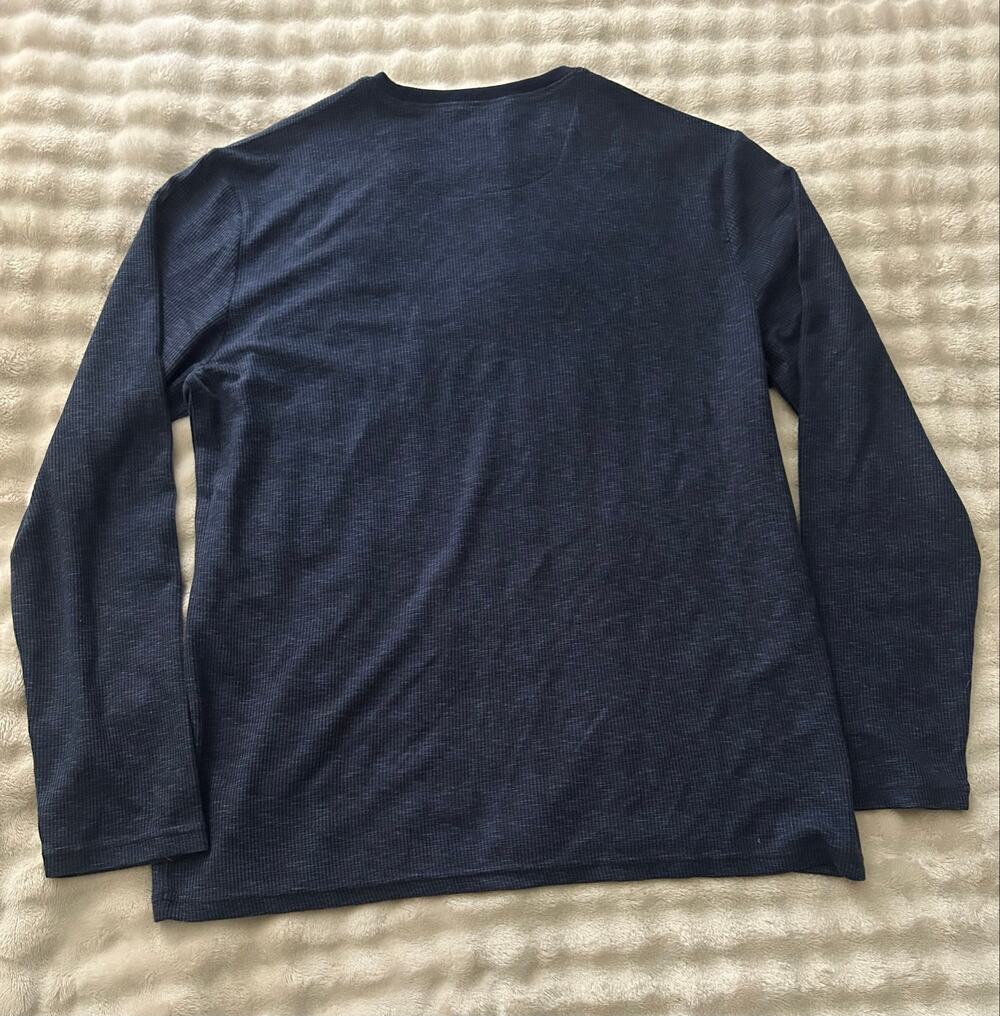 Navy blue long sleeve sleep tee top Size L